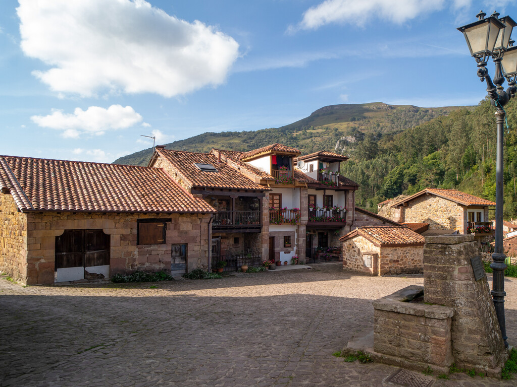 Carmona, un pueblo con encanto en Cantabria Carmona, un pueblo con encanto en Cantabria
