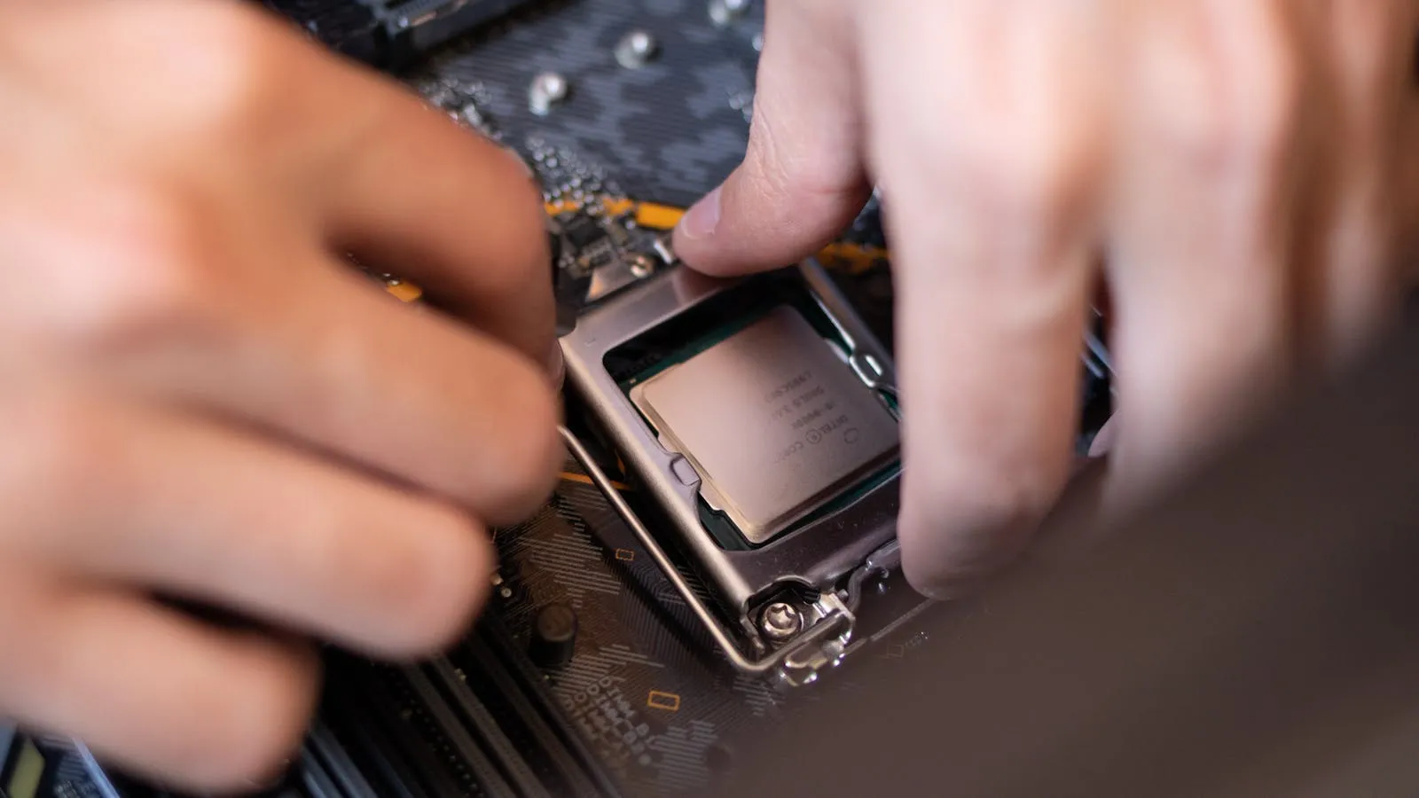 ¿vale más el undervolt que el overclock en 2026? ¿vale más el undervolt que el overclock en 2026?