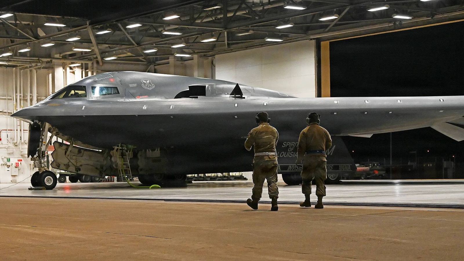 B-2 Spirit: Los Bombarderos Furtivos Atacan Irán con un Misterioso Nuevo Elemento B-2 Spirit: Los Bombarderos Furtivos Atacan Irán con un Misterioso Nuevo Elemento