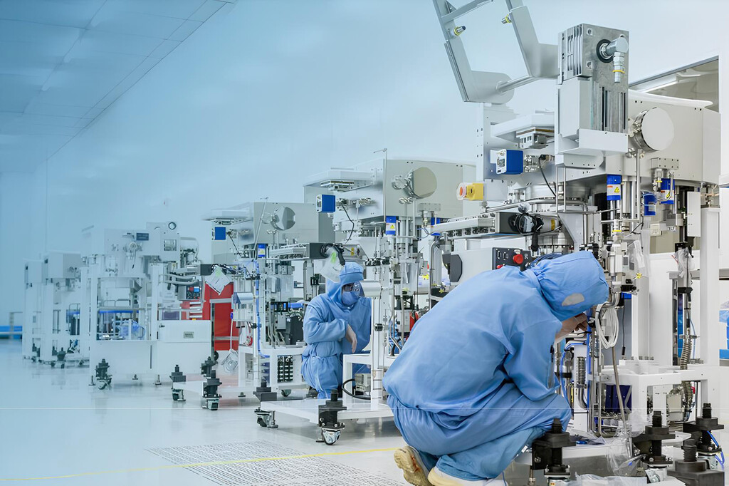 China aumenta su independencia en fabricación de chips con un 35% de máquinas propias China aumenta su independencia en fabricación de chips con un 35% de máquinas propias