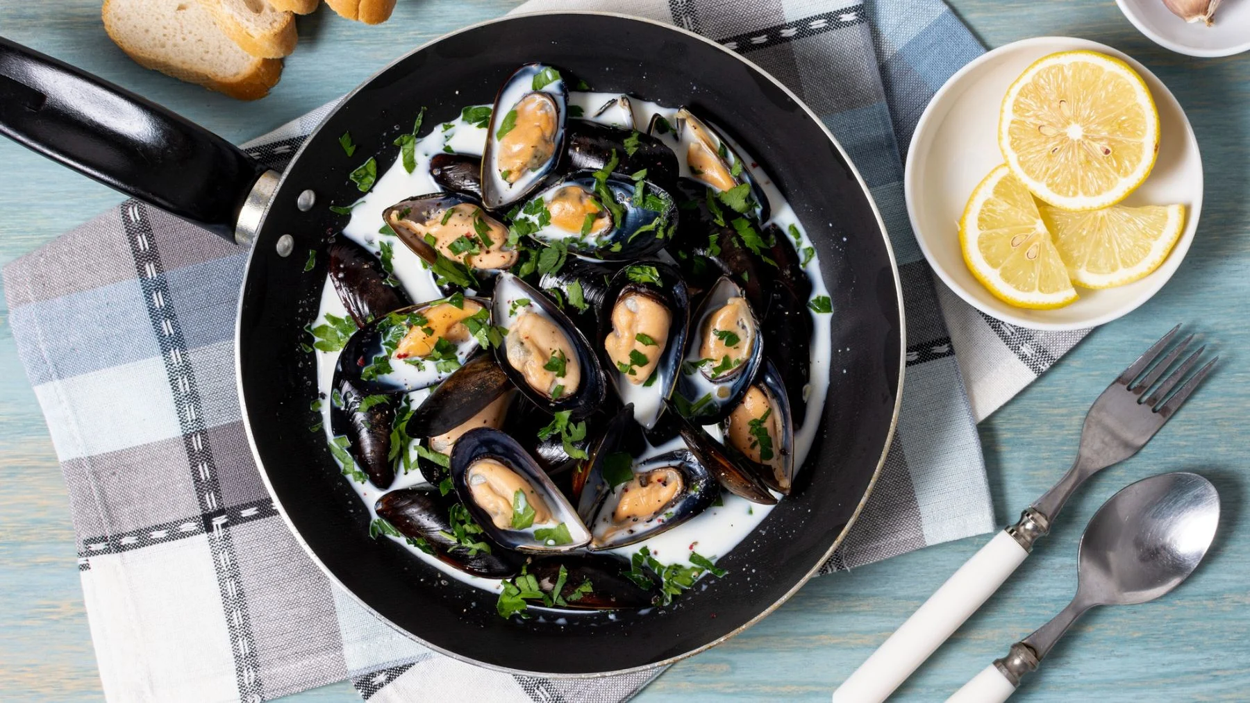 Mejillones como palomitas: el truco de José Andrés Mejillones como palomitas: el truco de José Andrés