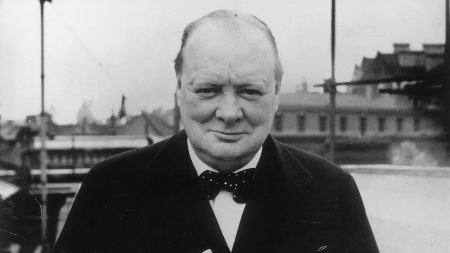 Winston Churchill y el secreto para no distraerte en el camino hacia el éxito Winston Churchill y el secreto para no distraerte en el camino hacia el éxito