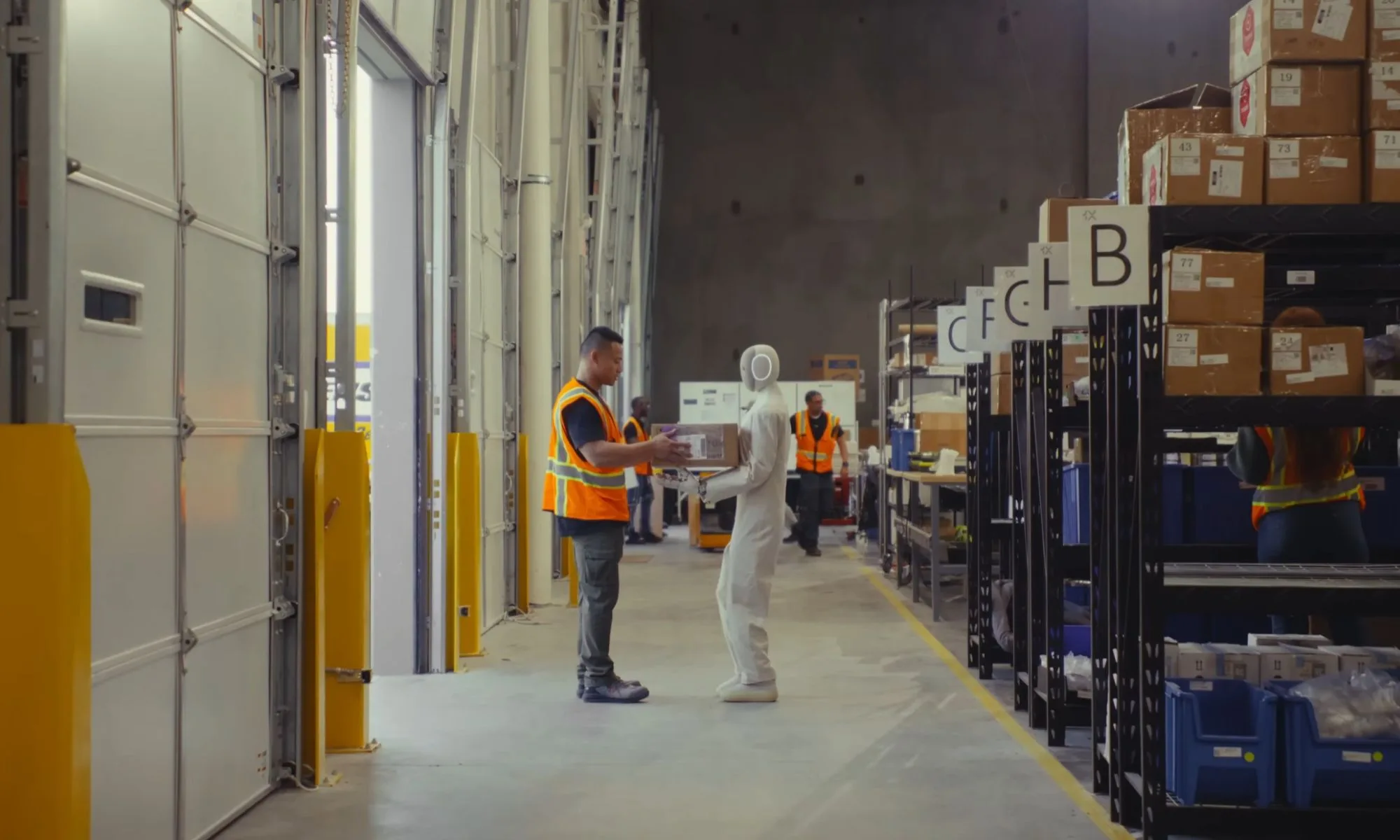 robots ayudando a humanos a fabricar más robots robots ayudando a humanos a fabricar más robots
