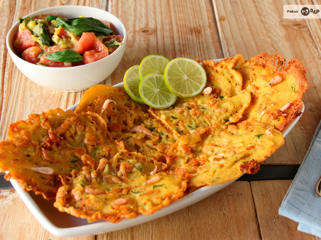 Tortillitas de camarones: la tapa icónica del sur que te enamora Tortillitas de camarones: la tapa icónica del sur que te enamora