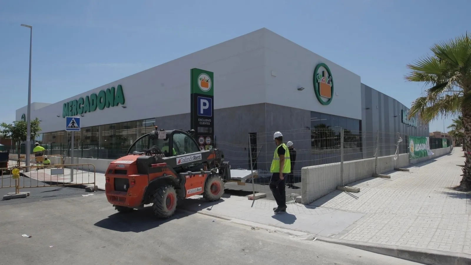 mercadona abre su supermercado más grande en españa con 4500 metros cuadrados mercadona abre su supermercado más grande en españa con 4500 metros cuadrados