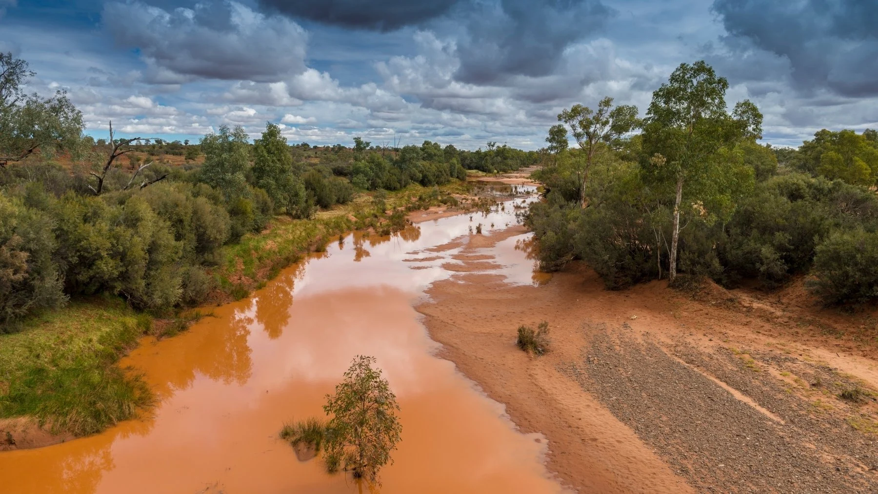 descubre el río más antiguo del mundo y su historia sorprendente descubre el río más antiguo del mundo y su historia sorprendente