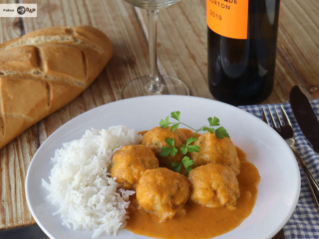 Descubre la receta fácil de albóndigas de bacalao caseras: el guiso perfecto para los amantes del pescado Descubre la receta fácil de albóndigas de bacalao caseras: el guiso perfecto para los amantes del pescado