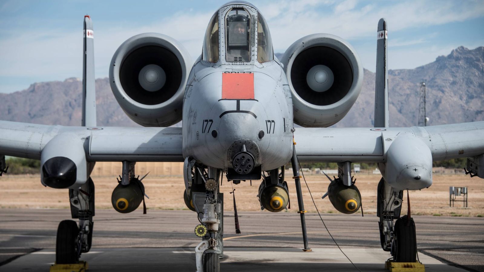 A-10 Thunderbolt: El Avión de Guerra de los 70 Que Sigue Decidiendo Batallas A-10 Thunderbolt: El Avión de Guerra de los 70 Que Sigue Decidiendo Batallas
