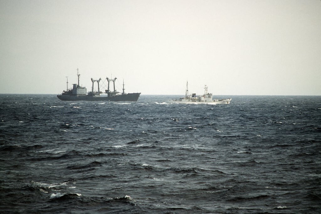 la flota fantasma del petróleo: barcos que navegan como vikingos la flota fantasma del petróleo: barcos que navegan como vikingos