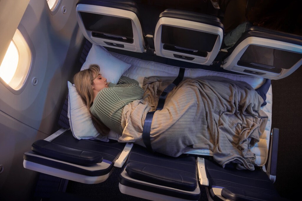 ¡Duerme Como un Rey en Clase Turista! Aerolíneas Innovan con Asientos Convertibles ¡Duerme Como un Rey en Clase Turista! Aerolíneas Innovan con Asientos Convertibles