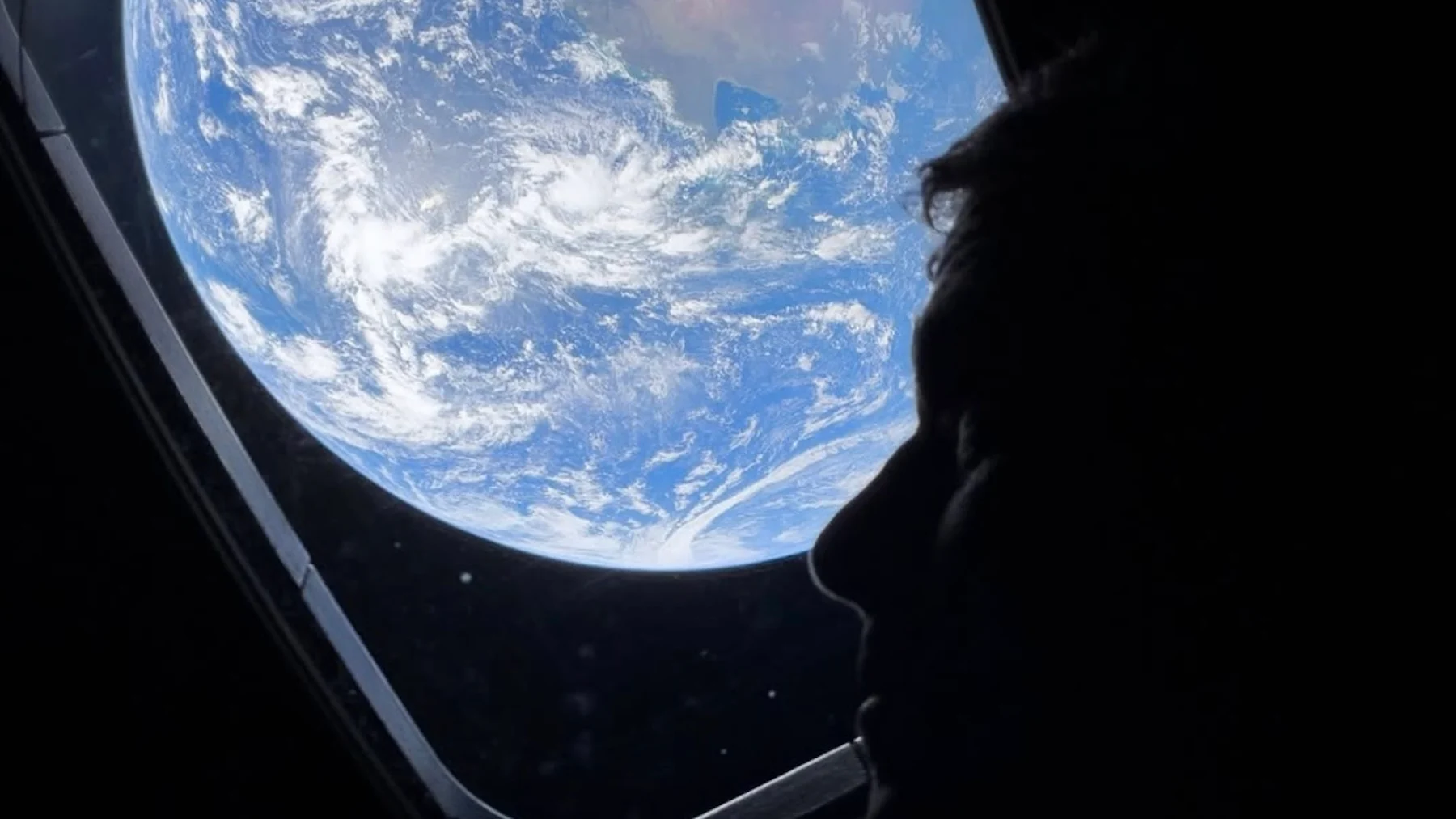 el iPhone 17 Pro Max captura fotos de la Luna y sorprende a la NASA el iPhone 17 Pro Max captura fotos de la Luna y sorprende a la NASA