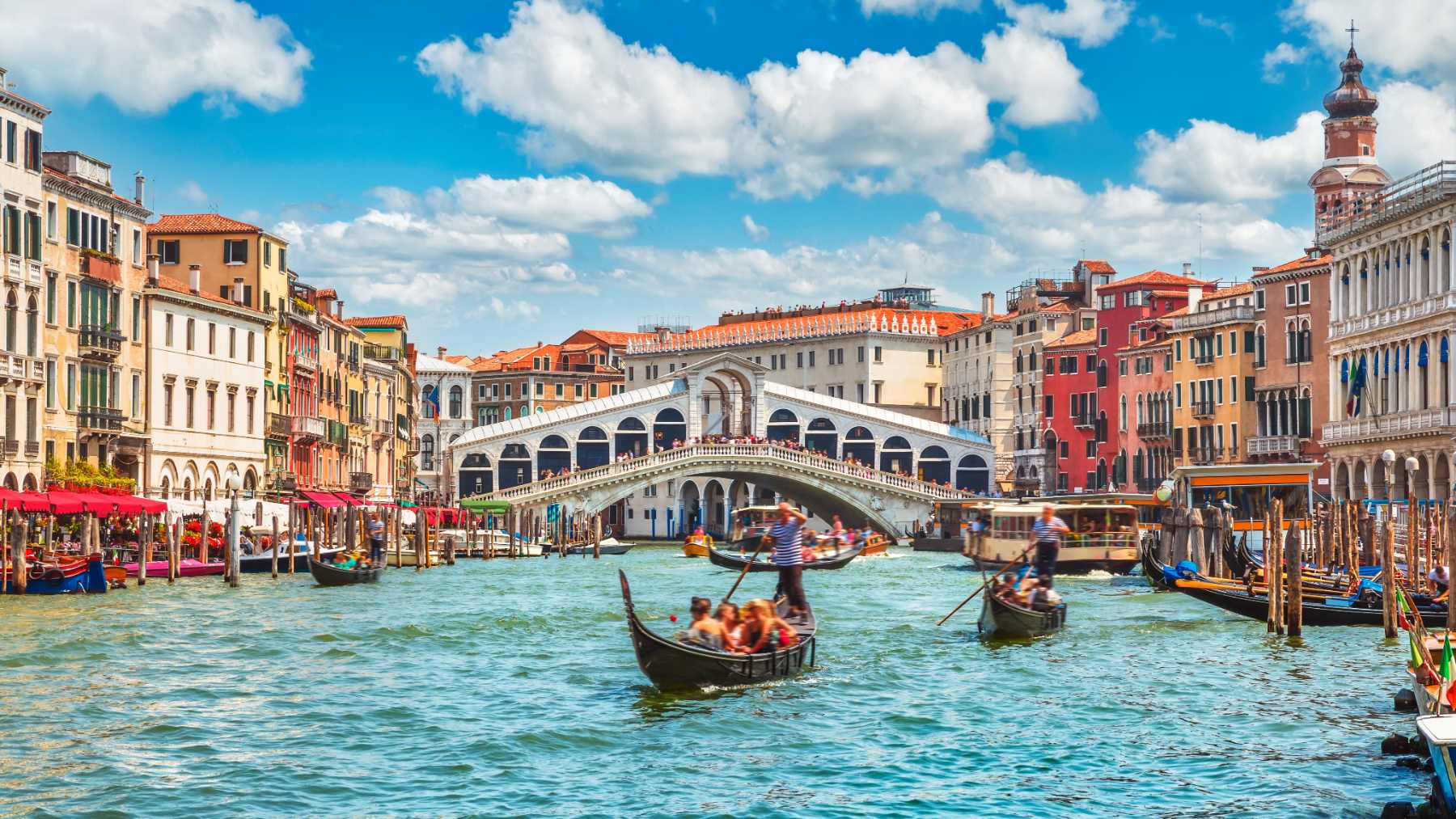 Ampuriabrava: el pueblo con canales que parece Venecia y está en España Ampuriabrava: el pueblo con canales que parece Venecia y está en España