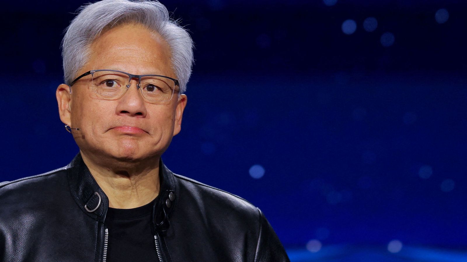 Jensen Huang dice que ya tenemos la IA general pero advierte de sus riesgos Jensen Huang dice que ya tenemos la IA general pero advierte de sus riesgos