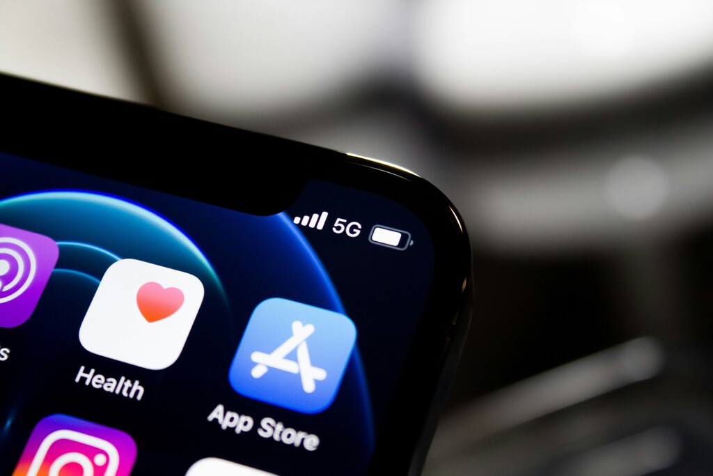 El vibecoding colapsa la App Store: crea apps sin saber programar y espera seis semanas a que Apple las revise El vibecoding colapsa la App Store: crea apps sin saber programar y espera seis semanas a que Apple las revise