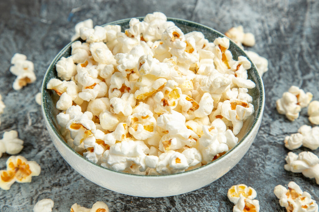 palomitas saludables en casa con microondas title=