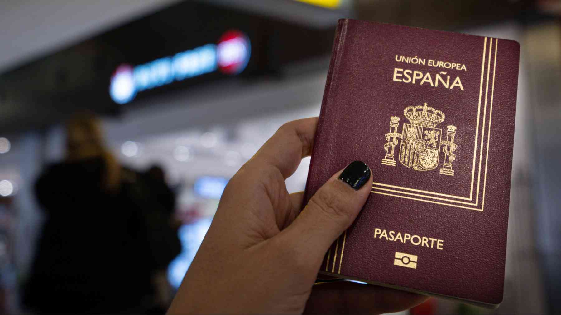 ¿por qué envuelves tu pasaporte en papel de aluminio al viajar? ¿por qué envuelves tu pasaporte en papel de aluminio al viajar?