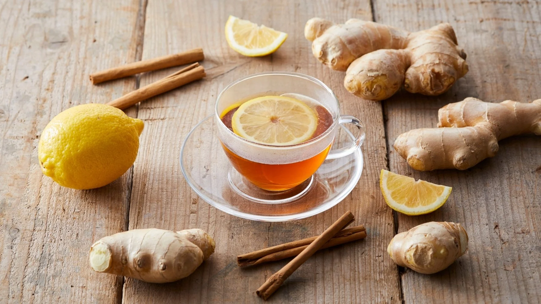 hervir cáscara de limón con jengibre y canela para un hogar aromático y saludable hervir cáscara de limón con jengibre y canela para un hogar aromático y saludable