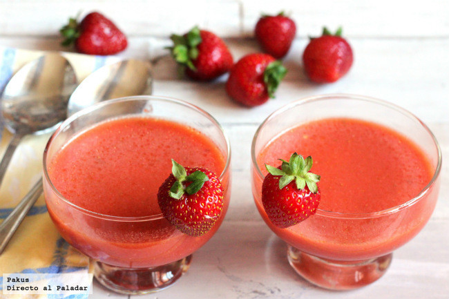 Gazpacho de fresas, una sopa fría y refrescante para verano Gazpacho de fresas, una sopa fría y refrescante para verano