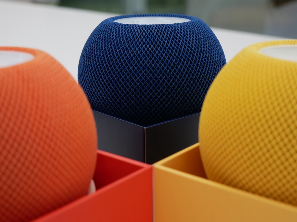 Apple: El Silencio del Salón y la Espera por Siri que Detiene el Lanzamiento de Nuevos Productos Apple: El Silencio del Salón y la Espera por Siri que Detiene el Lanzamiento de Nuevos Productos