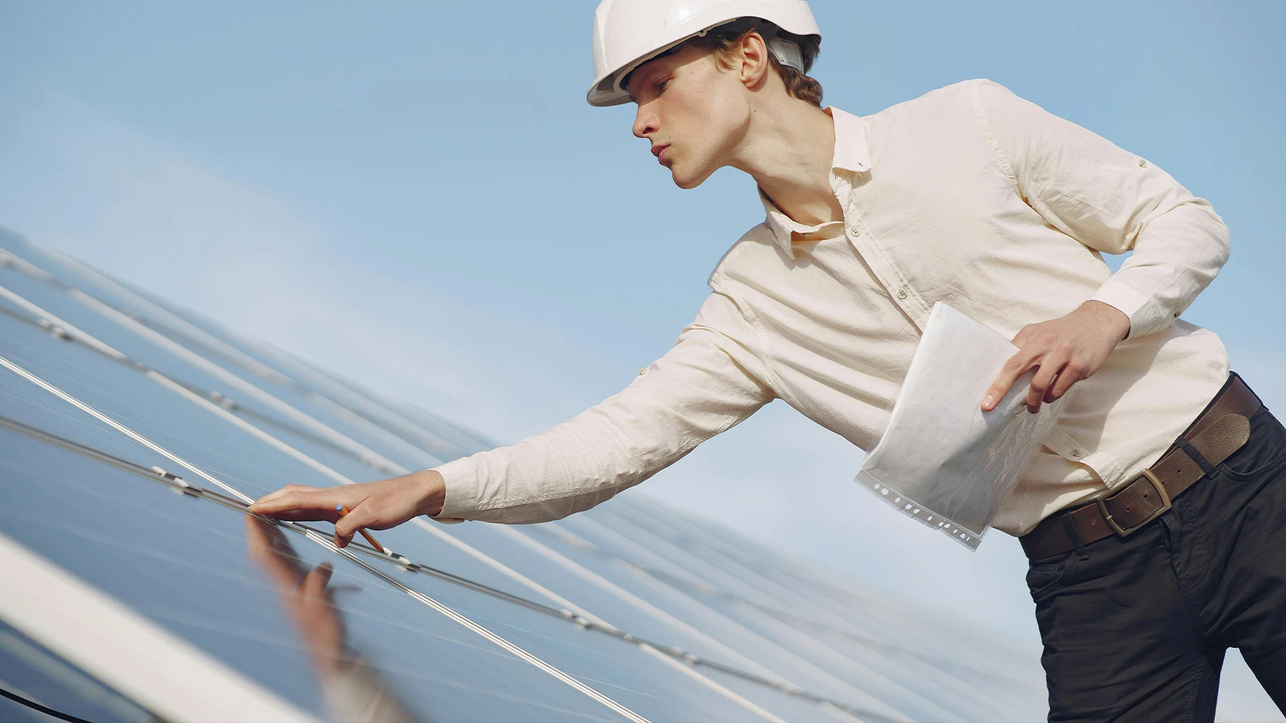 China bate récord mundial con célula solar de perovskita invertida del 27,17% China bate récord mundial con célula solar de perovskita invertida del 27,17%