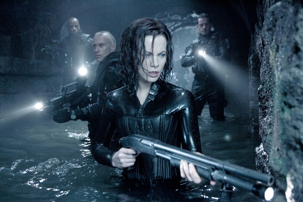 kate beckinsale lidera el último twilight of the dead kate beckinsale lidera el último twilight of the dead