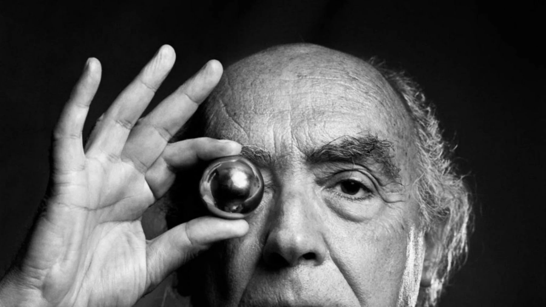 José Saramago, el Premio Nobel que cambió la literatura con sus palabras José Saramago, el Premio Nobel que cambió la literatura con sus palabras