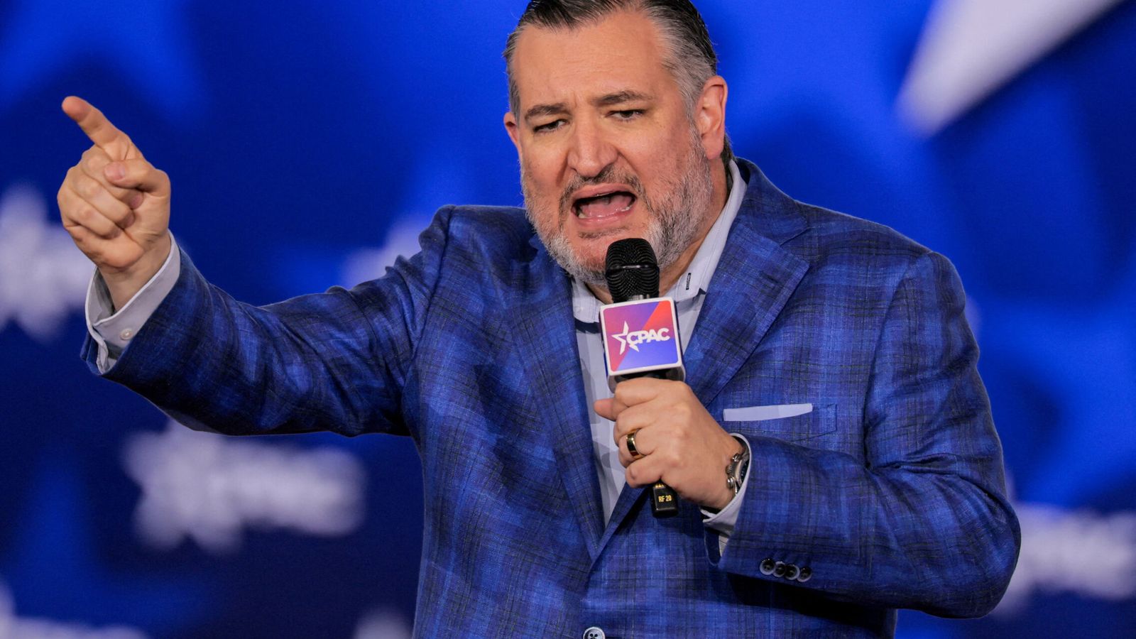 Ted Cruz se rebela contra Trump por los recortes a la NASA Ted Cruz se rebela contra Trump por los recortes a la NASA