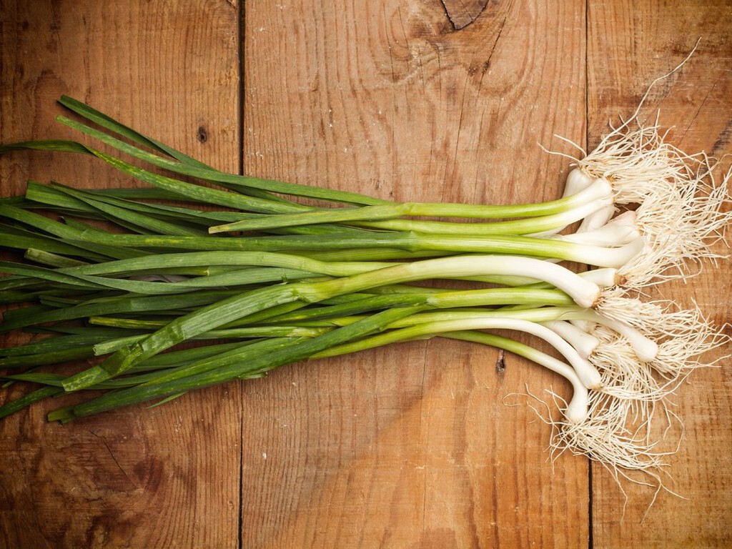 descubre los ajos tiernos: el secreto verde de la primavera descubre los ajos tiernos: el secreto verde de la primavera