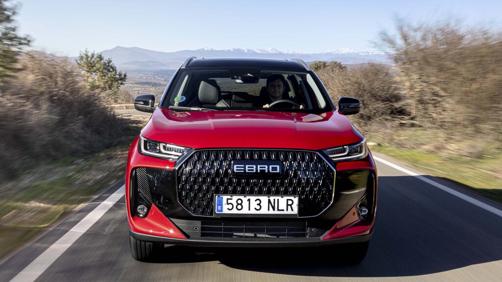 Ebro s700 híbrido, un coche barato, con etiqueta ECO y muy cómodo Ebro s700 híbrido, un coche barato, con etiqueta ECO y muy cómodo