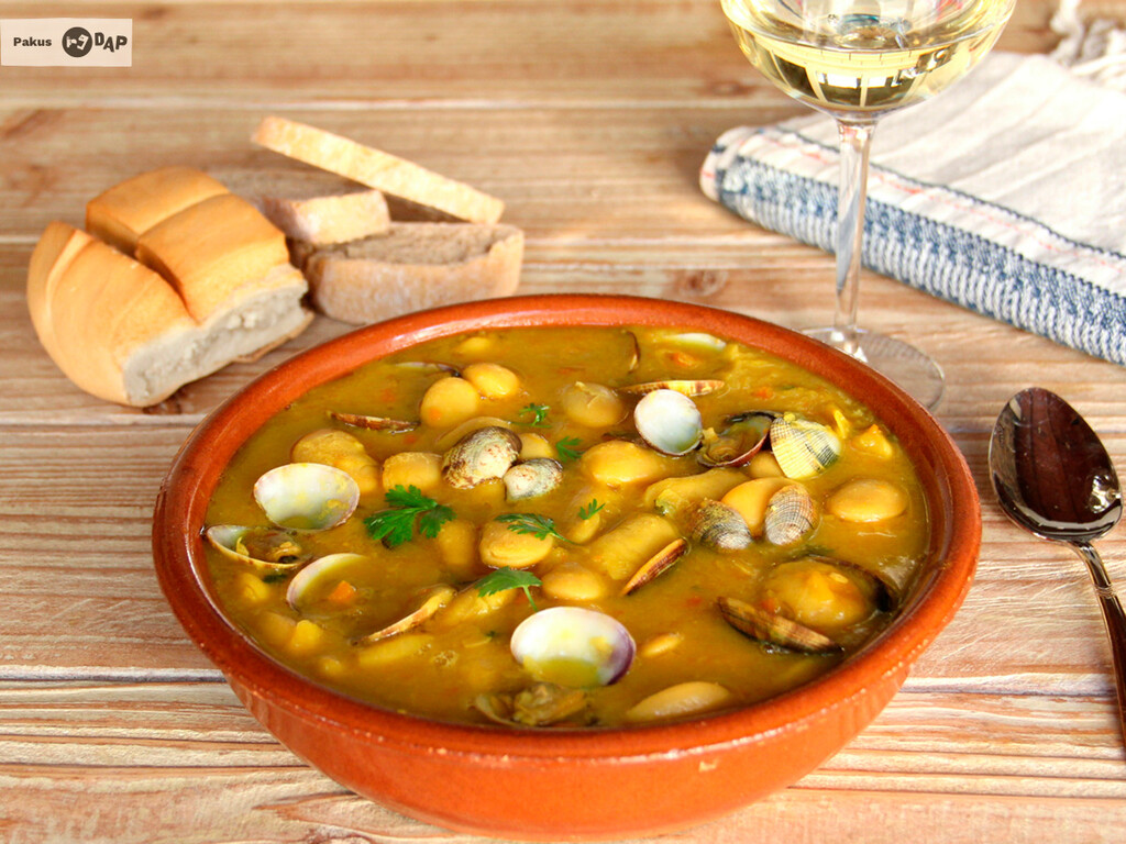 Cómo cocinar fabes con almejas: la receta asturiana de legumbres que conquista en 3 horas Cómo cocinar fabes con almejas: la receta asturiana de legumbres que conquista en 3 horas