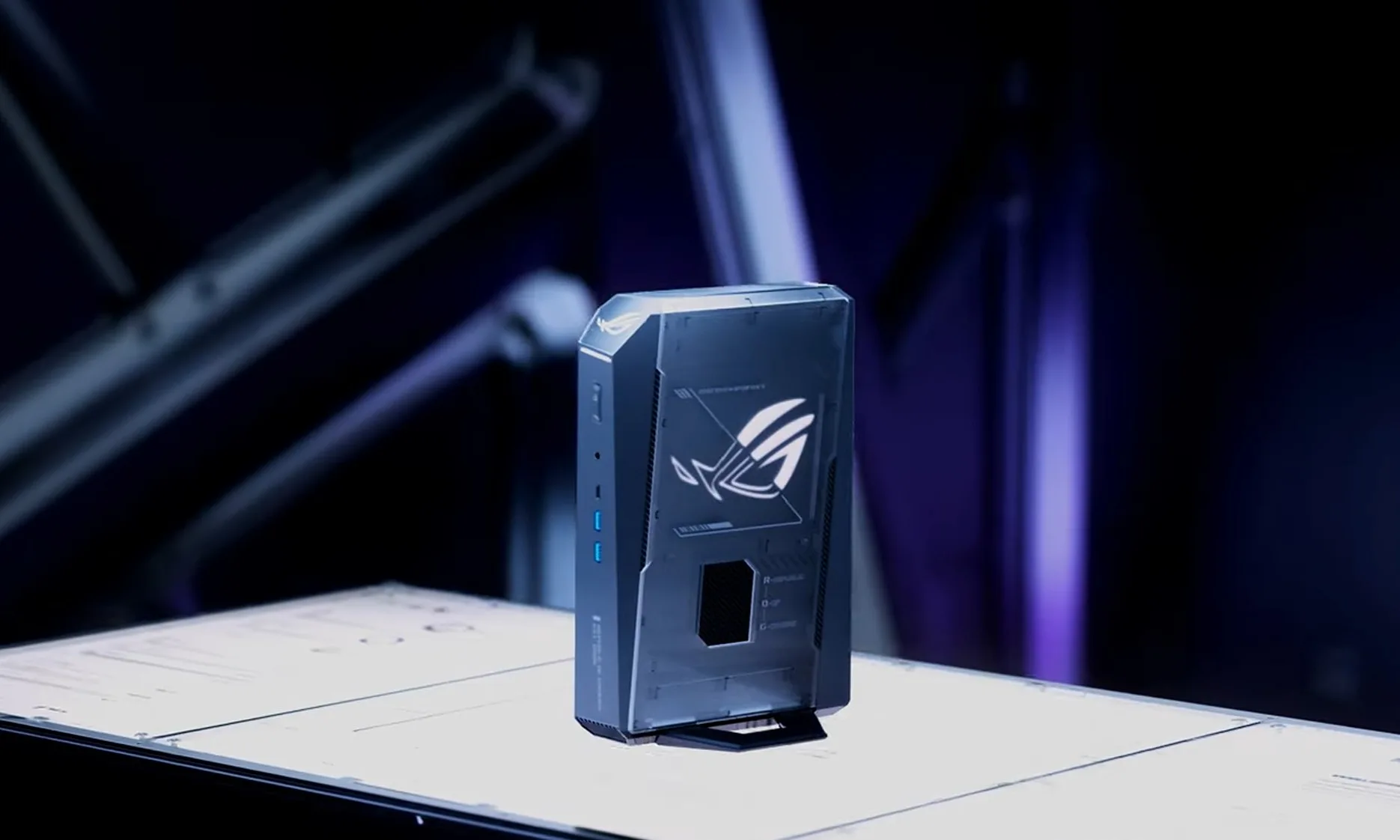 Asus crea un mini PC gaming con AMD potente y un precio que asusta Asus crea un mini PC gaming con AMD potente y un precio que asusta