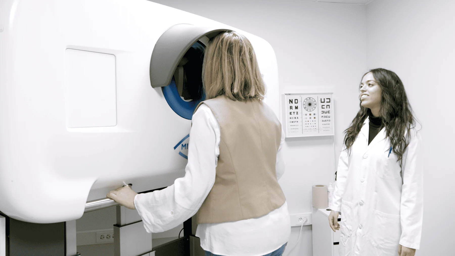 robot oftalmológico que reduce a la mitad las listas de espera robot oftalmológico que reduce a la mitad las listas de espera