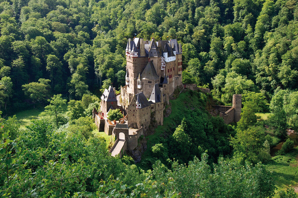 El castillo de cuento que lleva 800 años en manos de la misma familia El castillo de cuento que lleva 800 años en manos de la misma familia