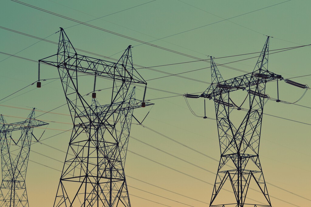Factura de la Luz: Descubre los Impuestos que Bajan para Ahorrar en tu Suministro Factura de la Luz: Descubre los Impuestos que Bajan para Ahorrar en tu Suministro
