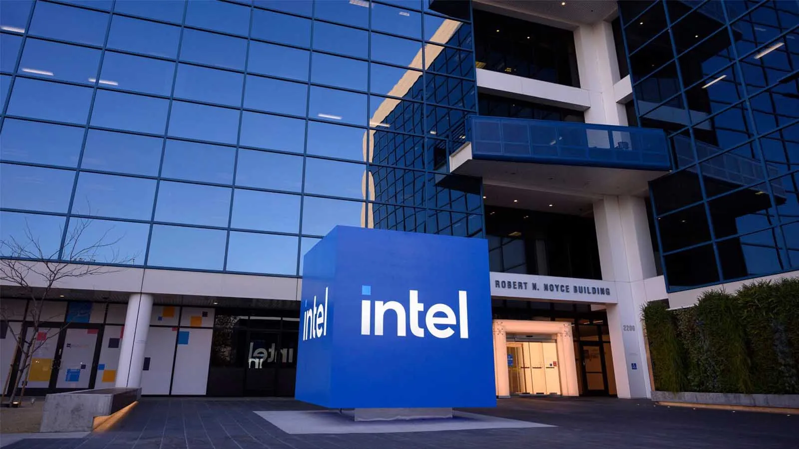 Intel deja a España fuera de su estrategia de comunicación en Europa Intel deja a España fuera de su estrategia de comunicación en Europa